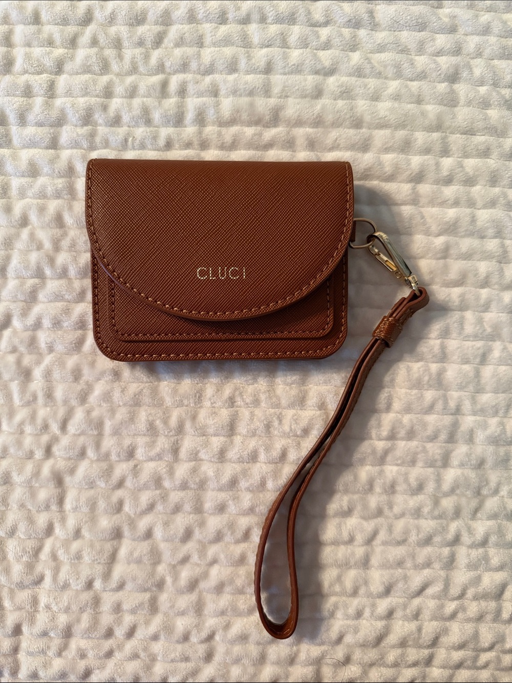 CLUCI Brown Leather Wristlet Card Case